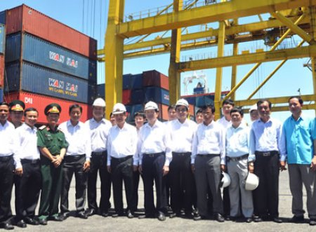 Bức thiết phải mở rộng cảng Đà Nẵng